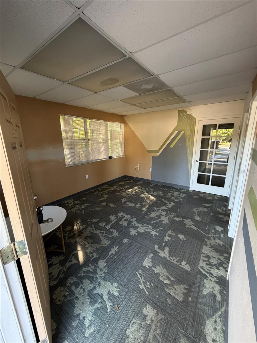 15500 George Blvd, Clearwater, FL 33760