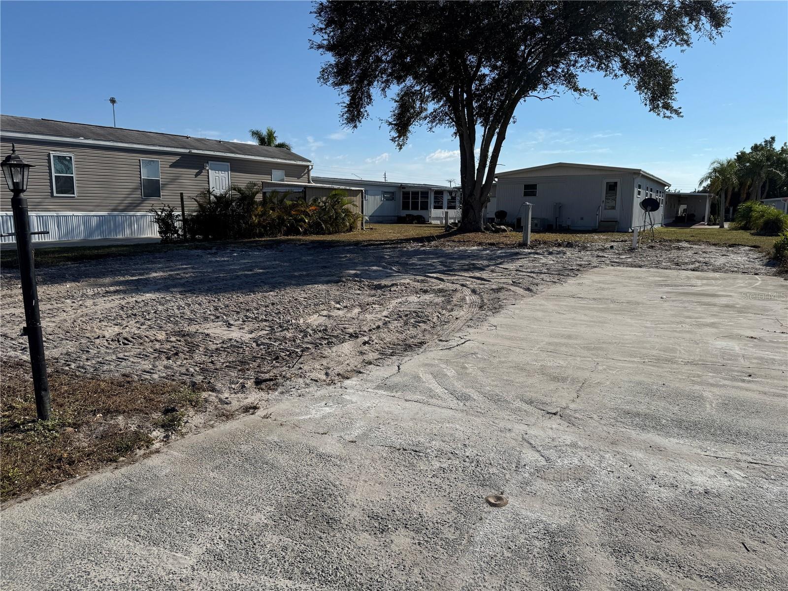 420 49th St E #85, Palmetto, FL 34221