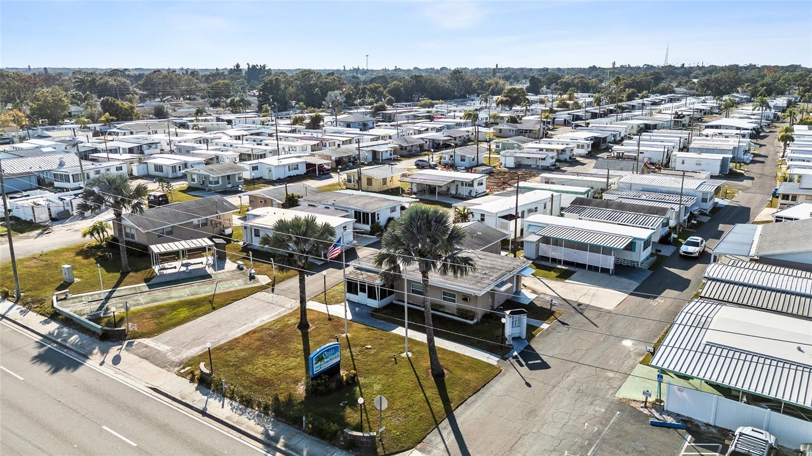 12766 Seminole Blvd #10, Largo, FL 33778