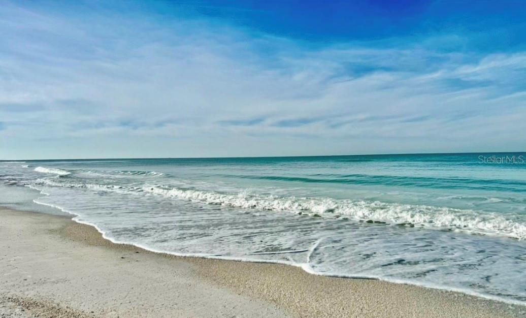 213 75th St, Holmes Beach, FL 34217
