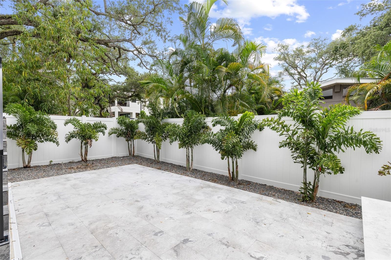 4709 W Estrella St, Tampa, FL 33629