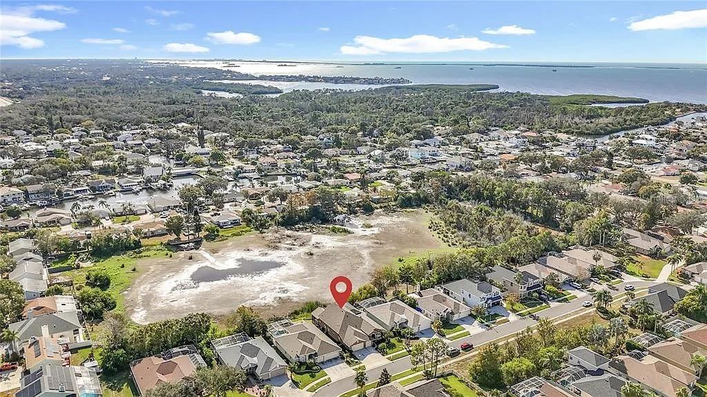 4961 W Breeze Cir, Palm Harbor, FL 34683