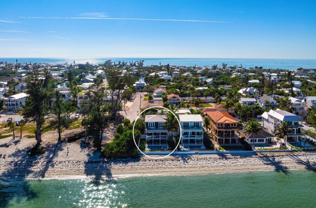 915 N Shore Dr, Anna Maria, FL 34216