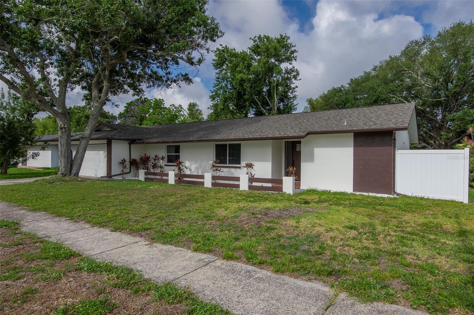 1689 Monterey Dr, Clearwater, FL 33756