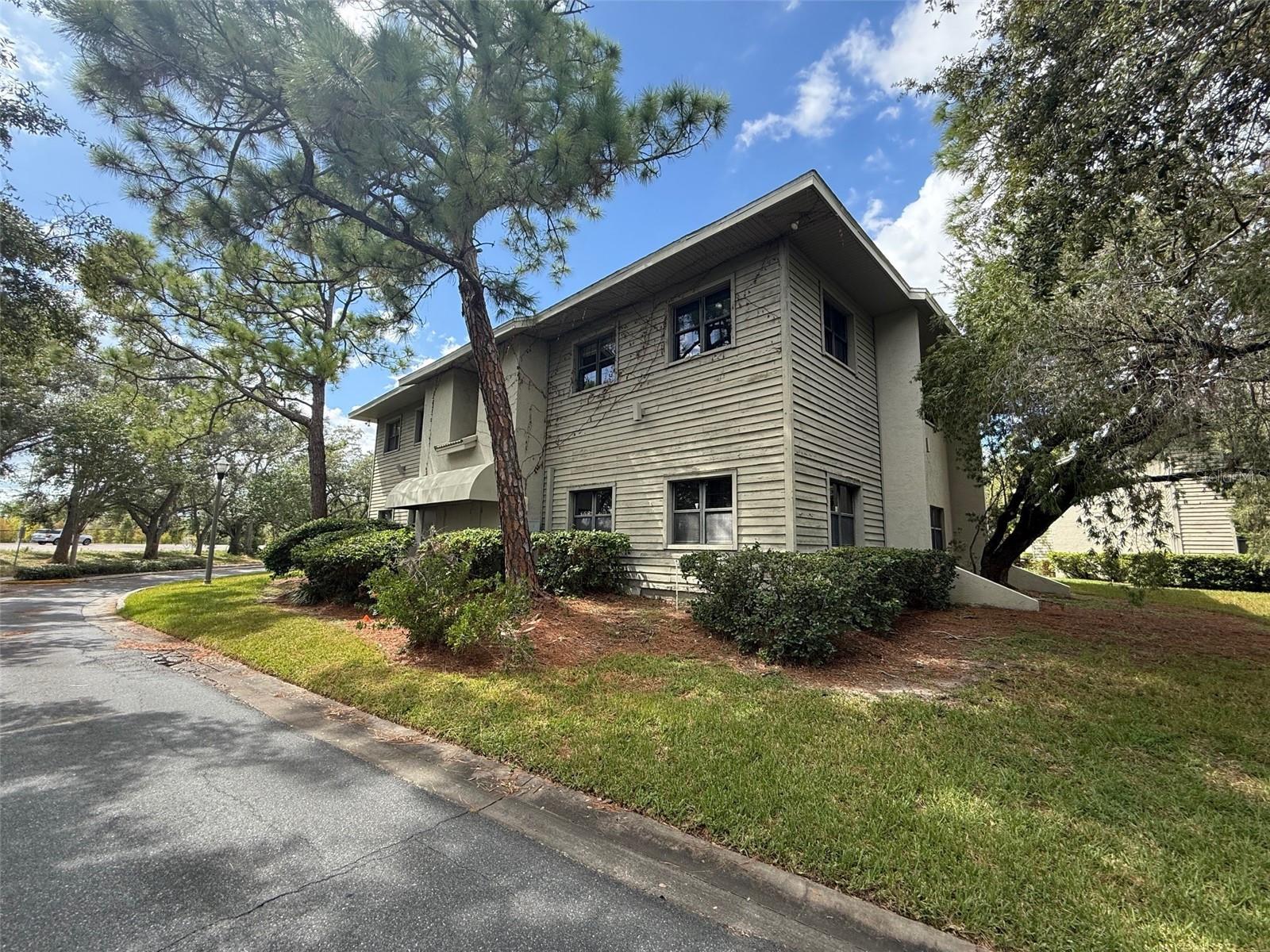 2841 Executive Dr #200, Clearwater, FL 33762