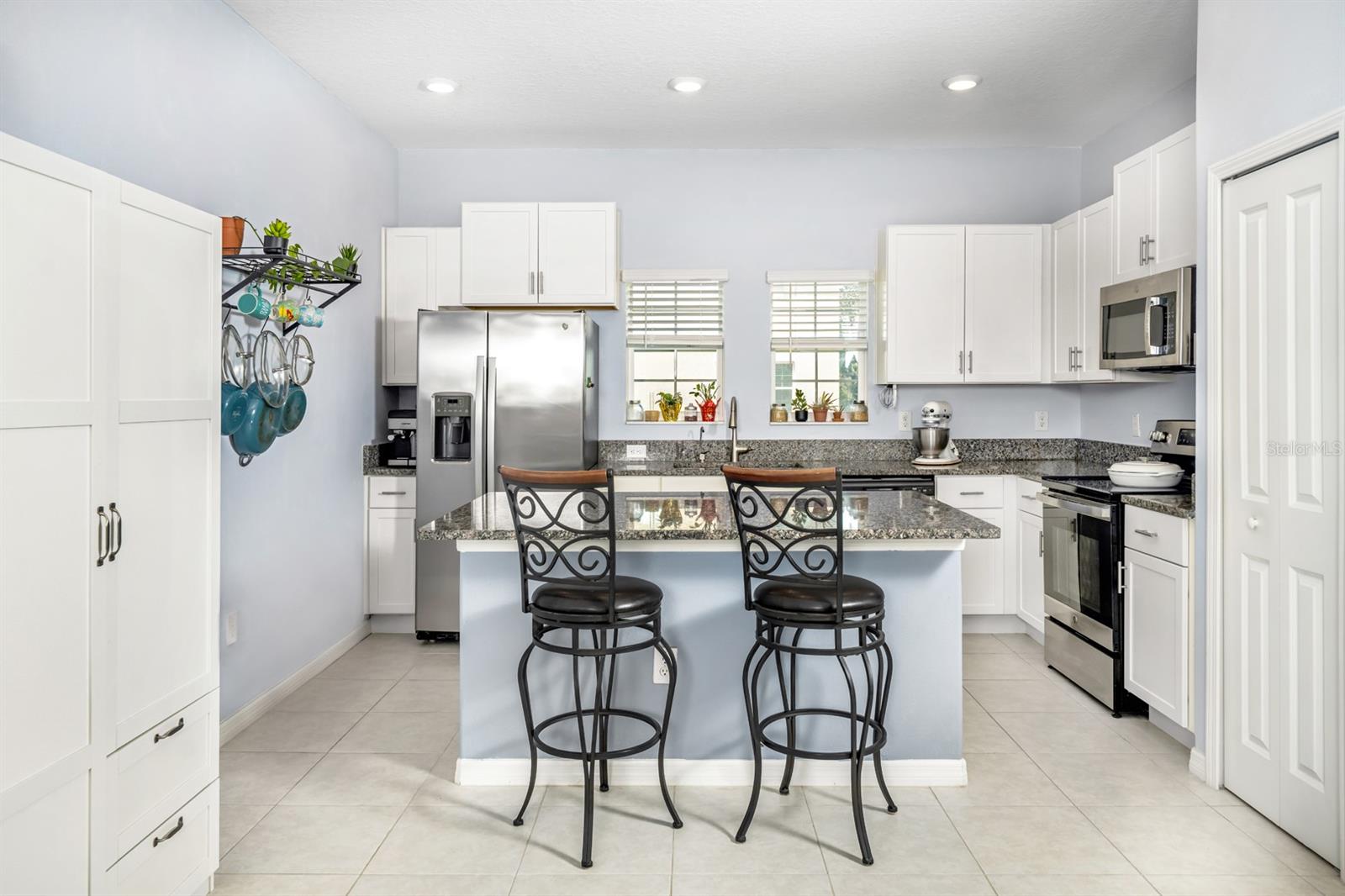842 Tennyson Mill Cir, Tampa, FL 33619