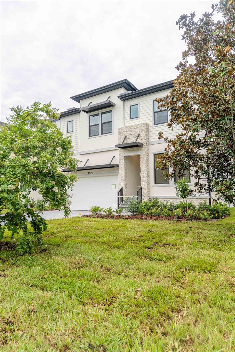 4020 W Cleveland, Tampa, FL 33611