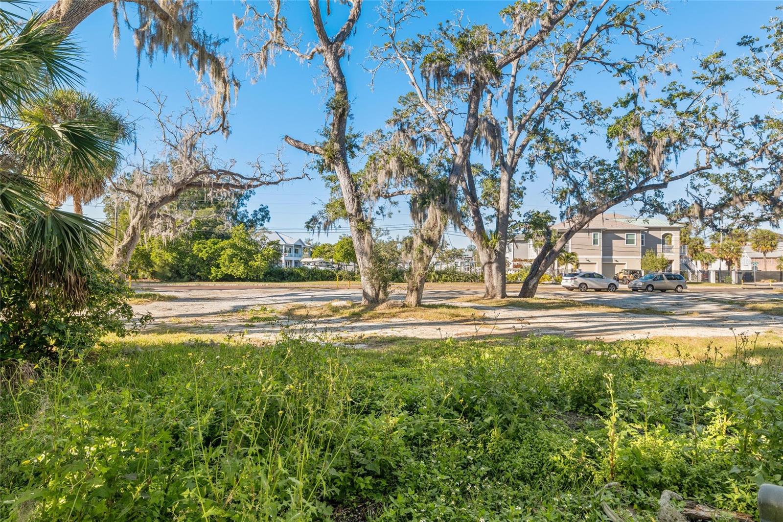 404 Canal St, Tarpon Springs, FL 34689