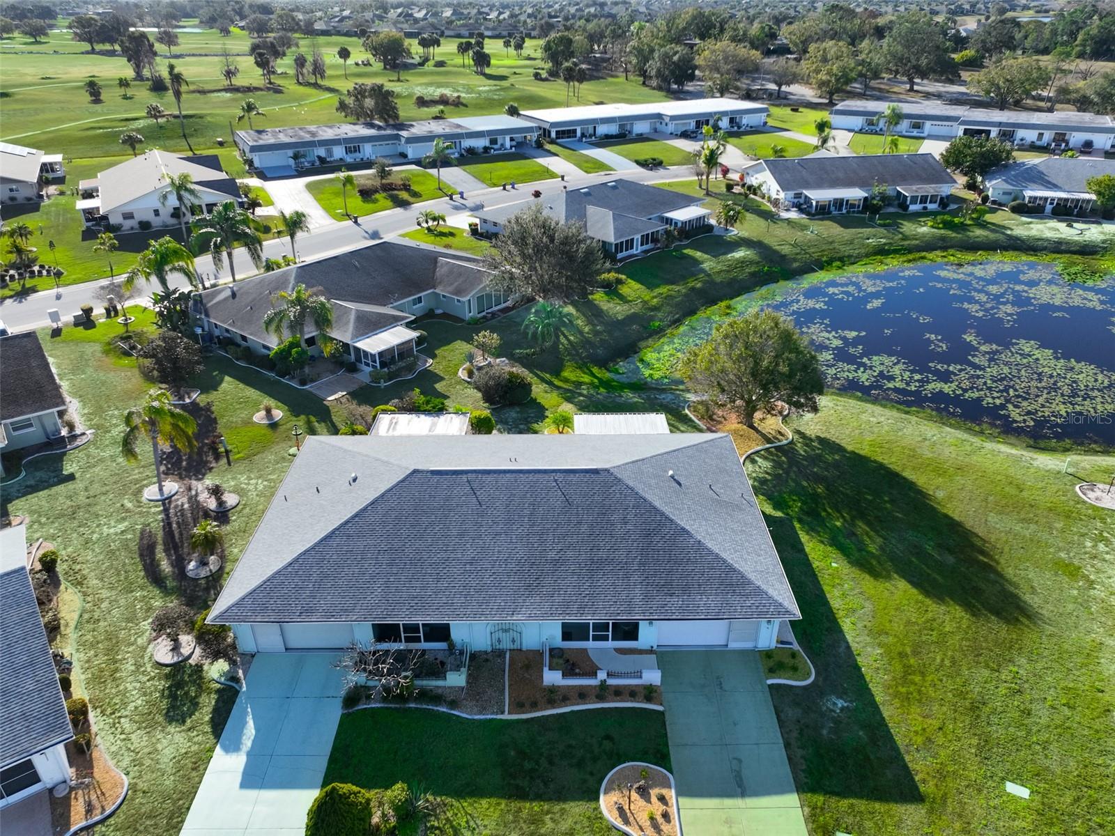 325 Green Manor Dr, Sun City Center, FL 33573