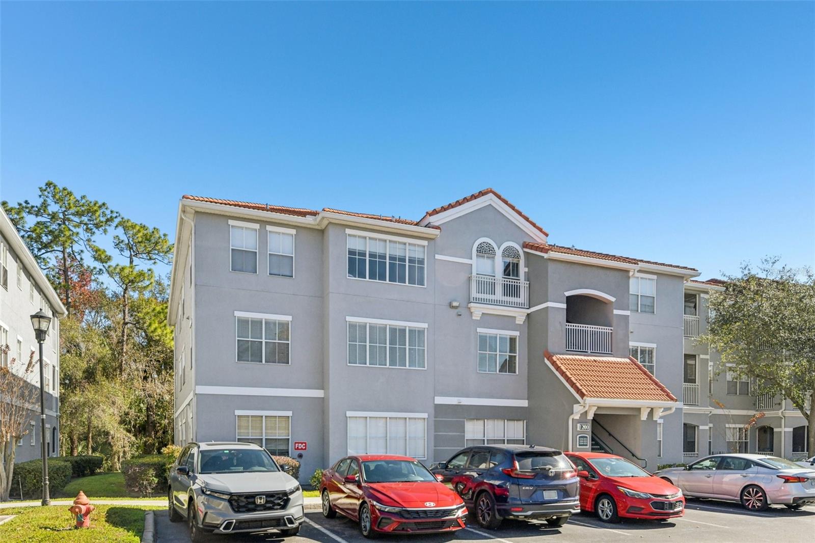 18001 Richmond Place Dr #1213, Tampa, FL 33647