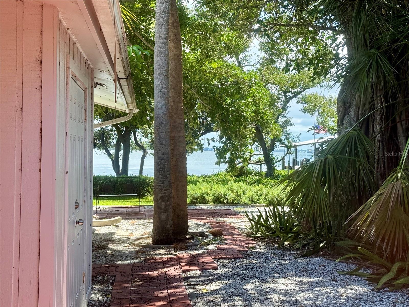 2316 Canasta Dr, Bradenton Beach, FL 34217