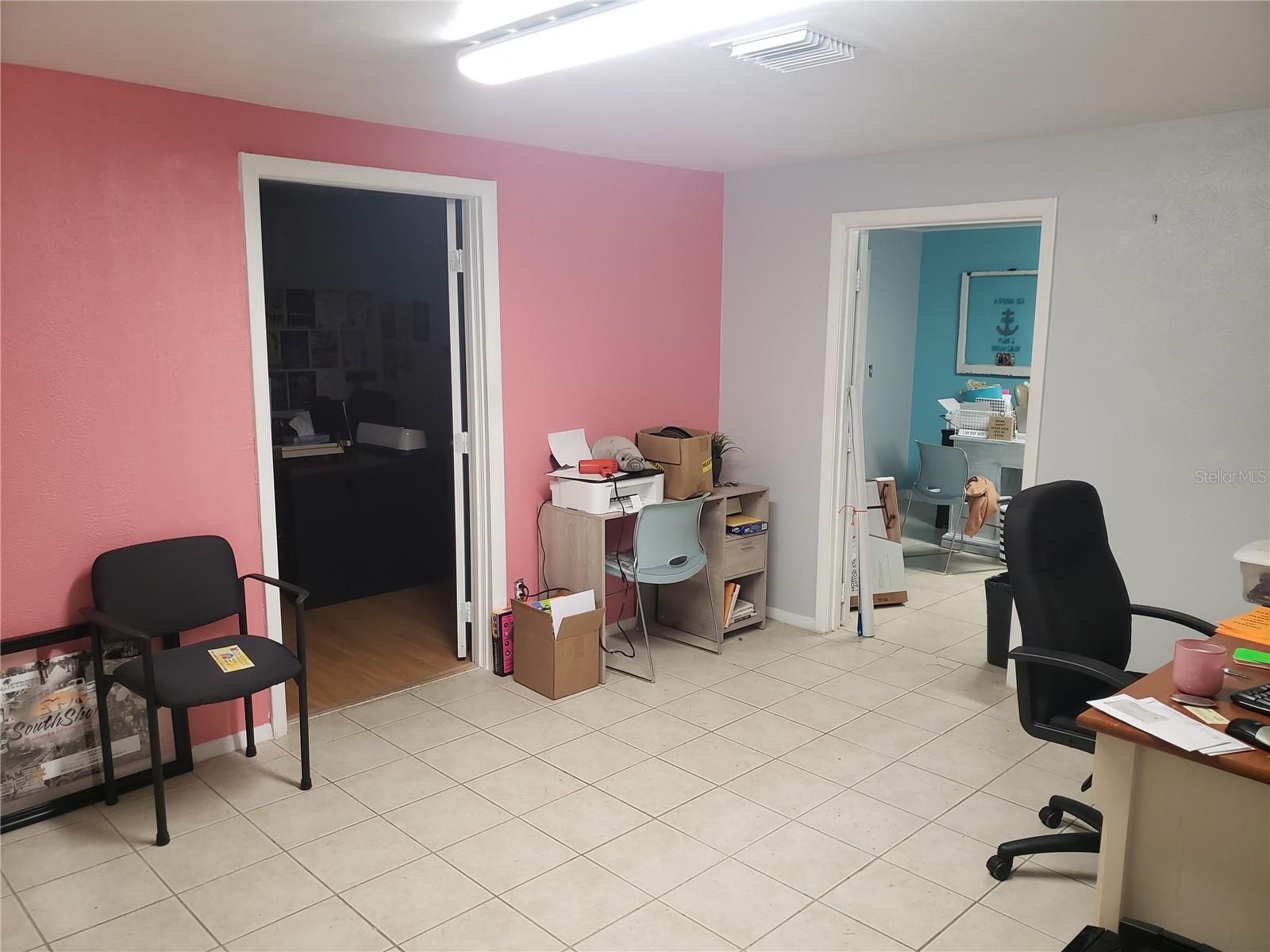 201 W Shell Point Rd, Ruskin, FL 33570