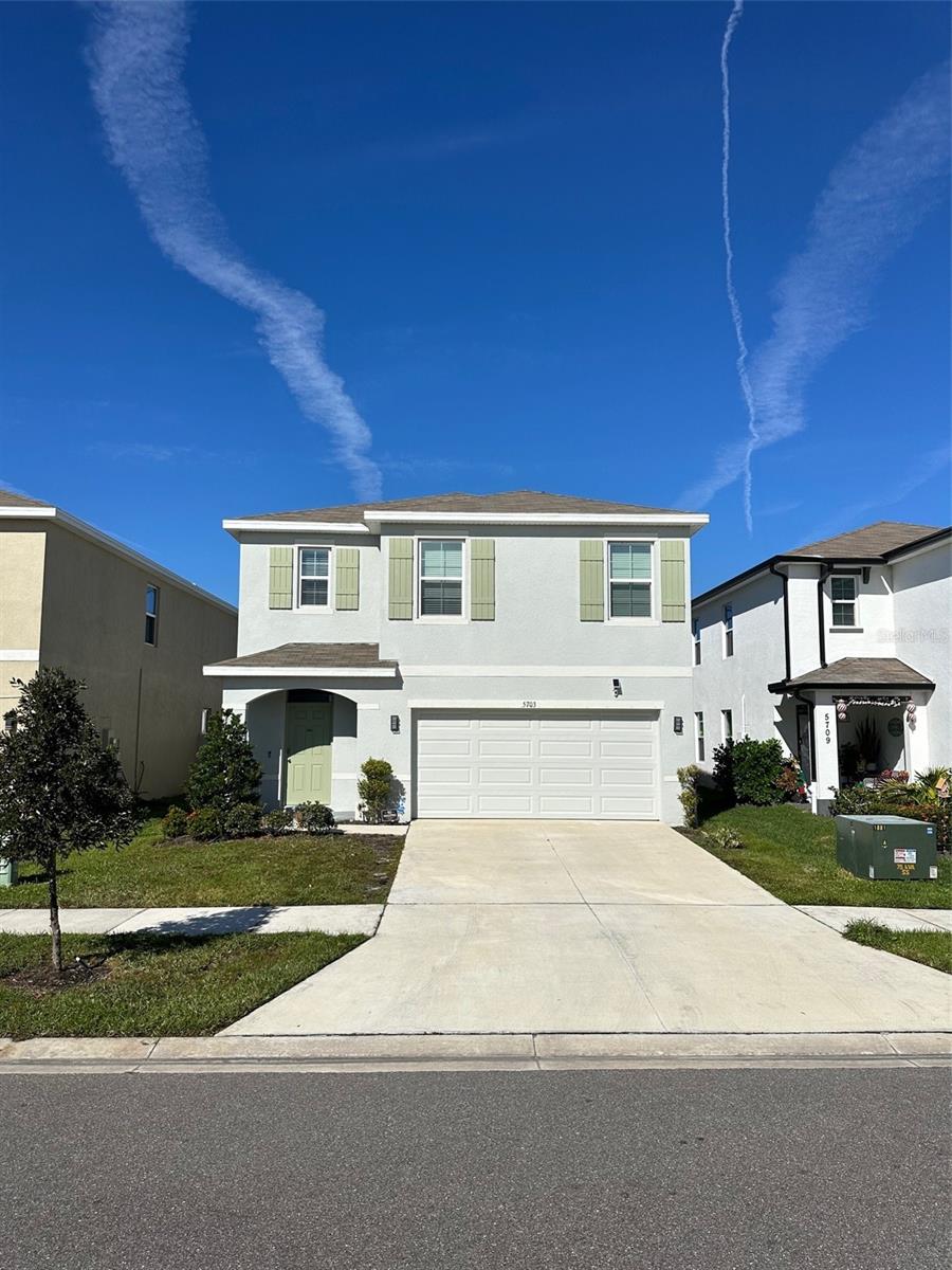 5703 Hollingworth Trl, Wesley Chapel, FL 33545