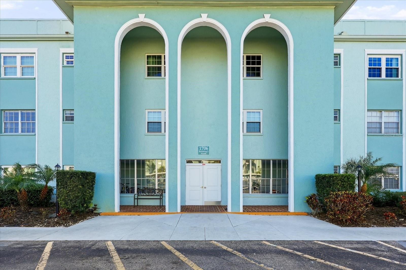 1706 Belleair Forest Dr #128, Belleair, FL 33756