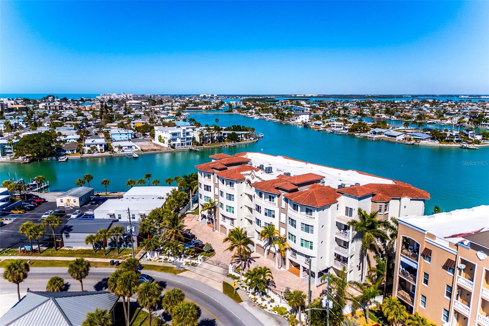 220 108th Ave #304, Treasure Island, FL 33706