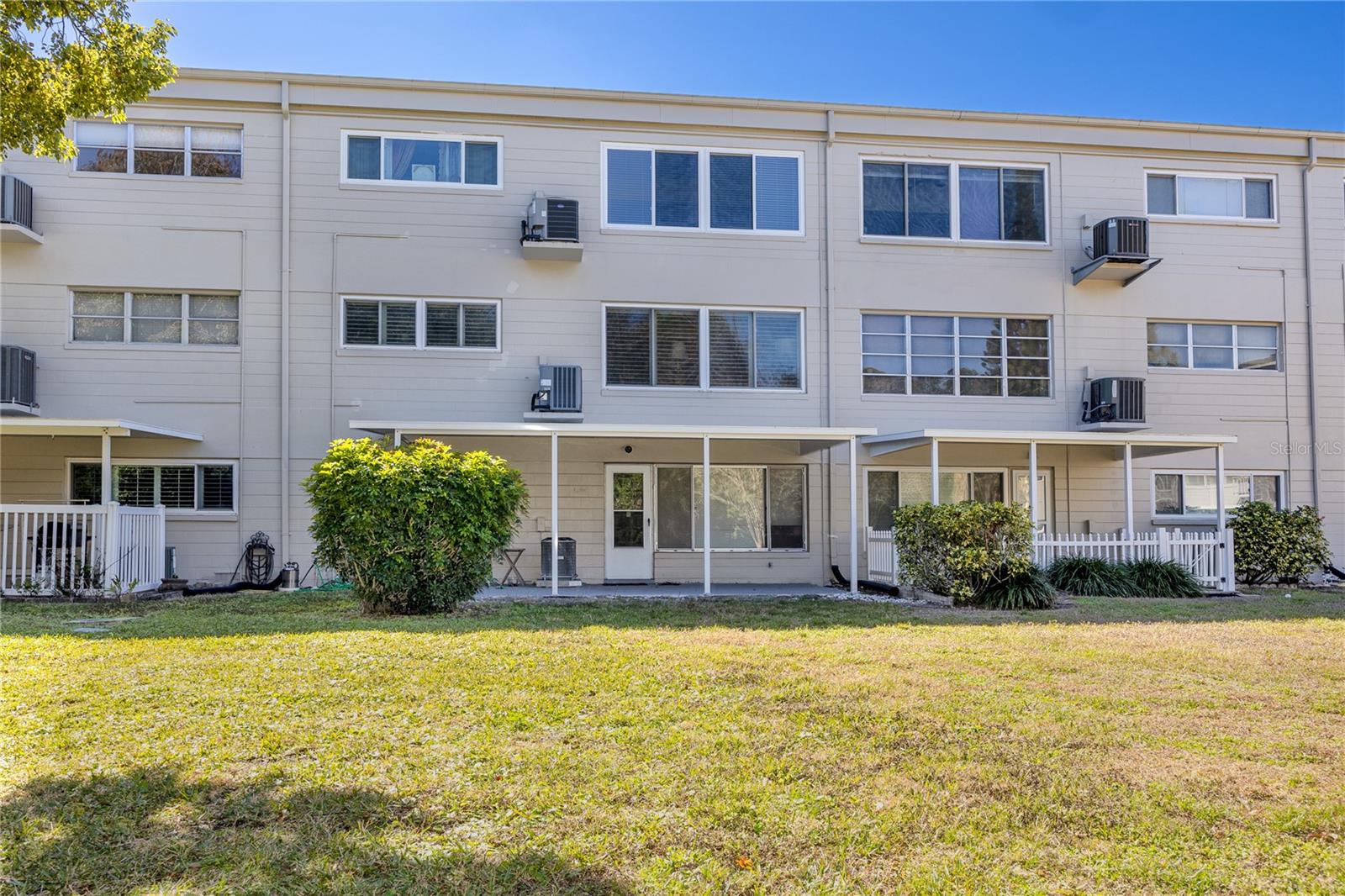 2440 World Parkway Blvd #38, Clearwater, FL 33763