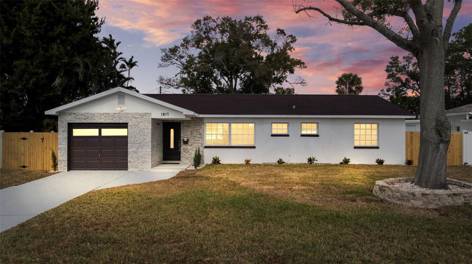 1817 Oregon Ave NE, St Petersburg, FL 33703