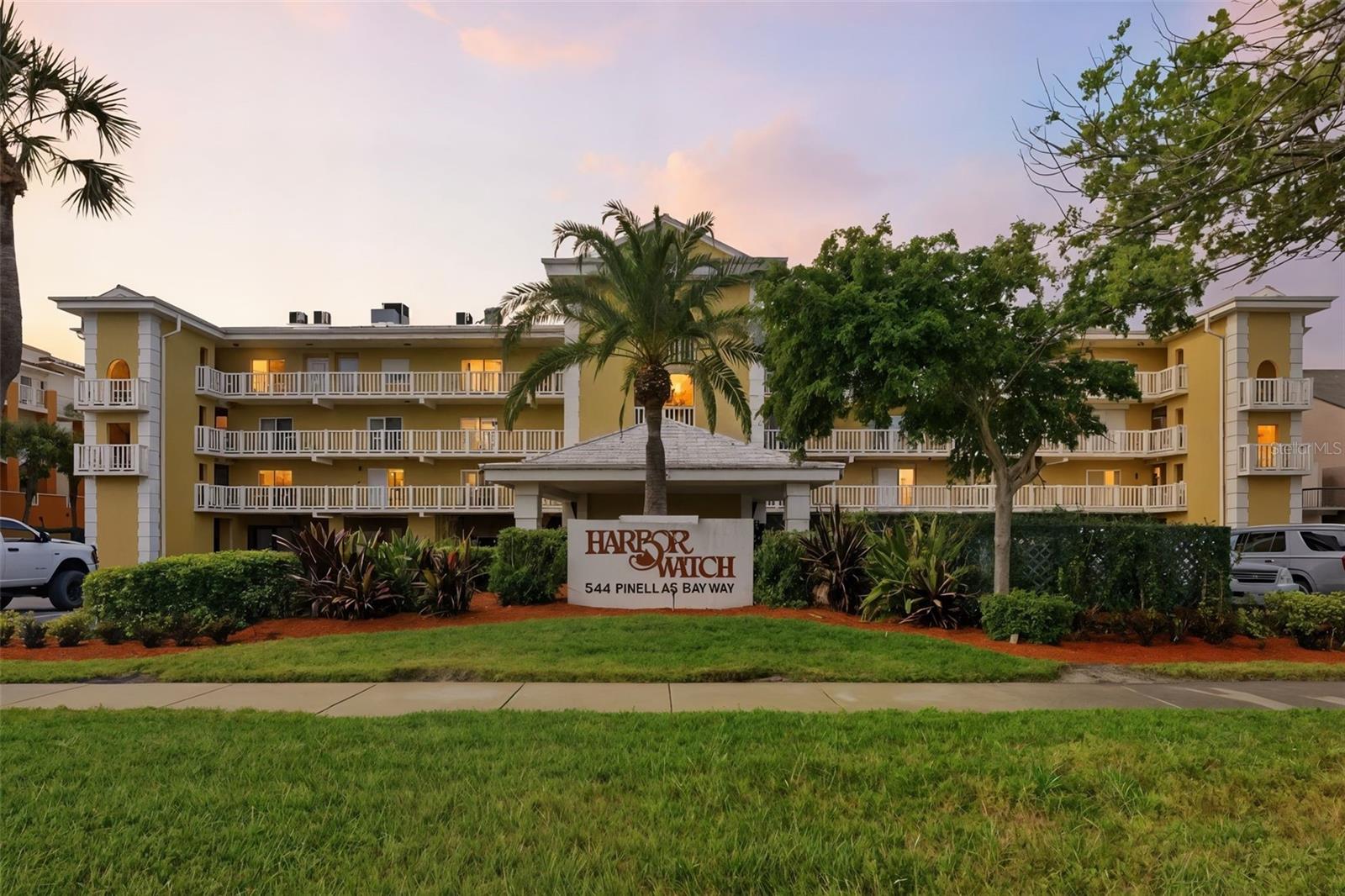 544 Pinellas Bayway S #TH13, Tierra Verde, FL 33715