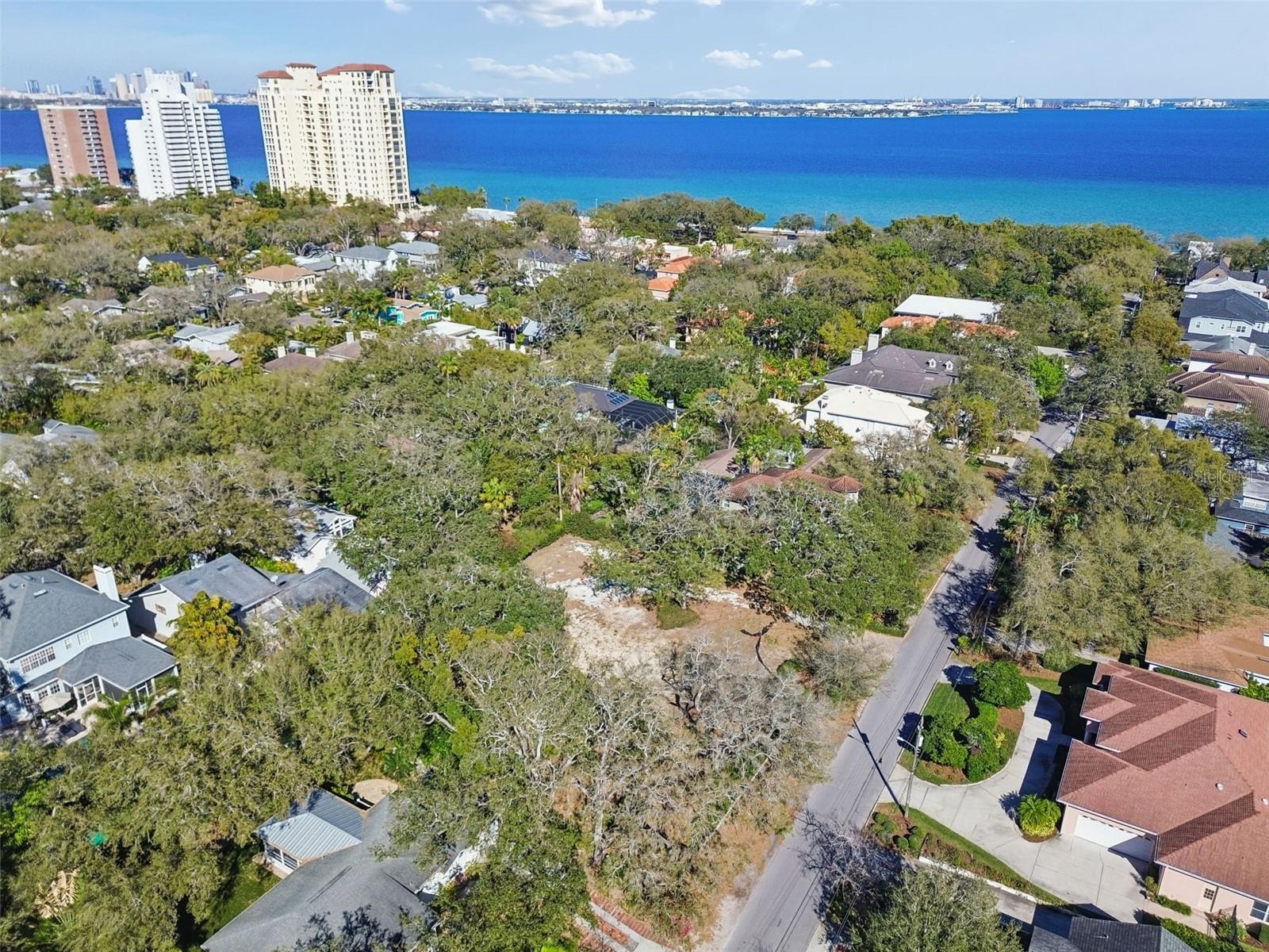 3015 W Fair Oaks Ave, Tampa, FL 33611