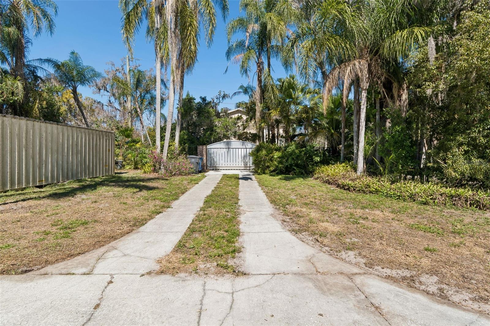 16515 Lake Church Dr, Odessa, FL 33556