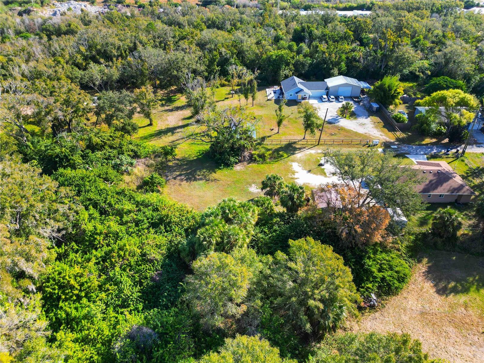 7564 19th St E, Sarasota, FL 34243