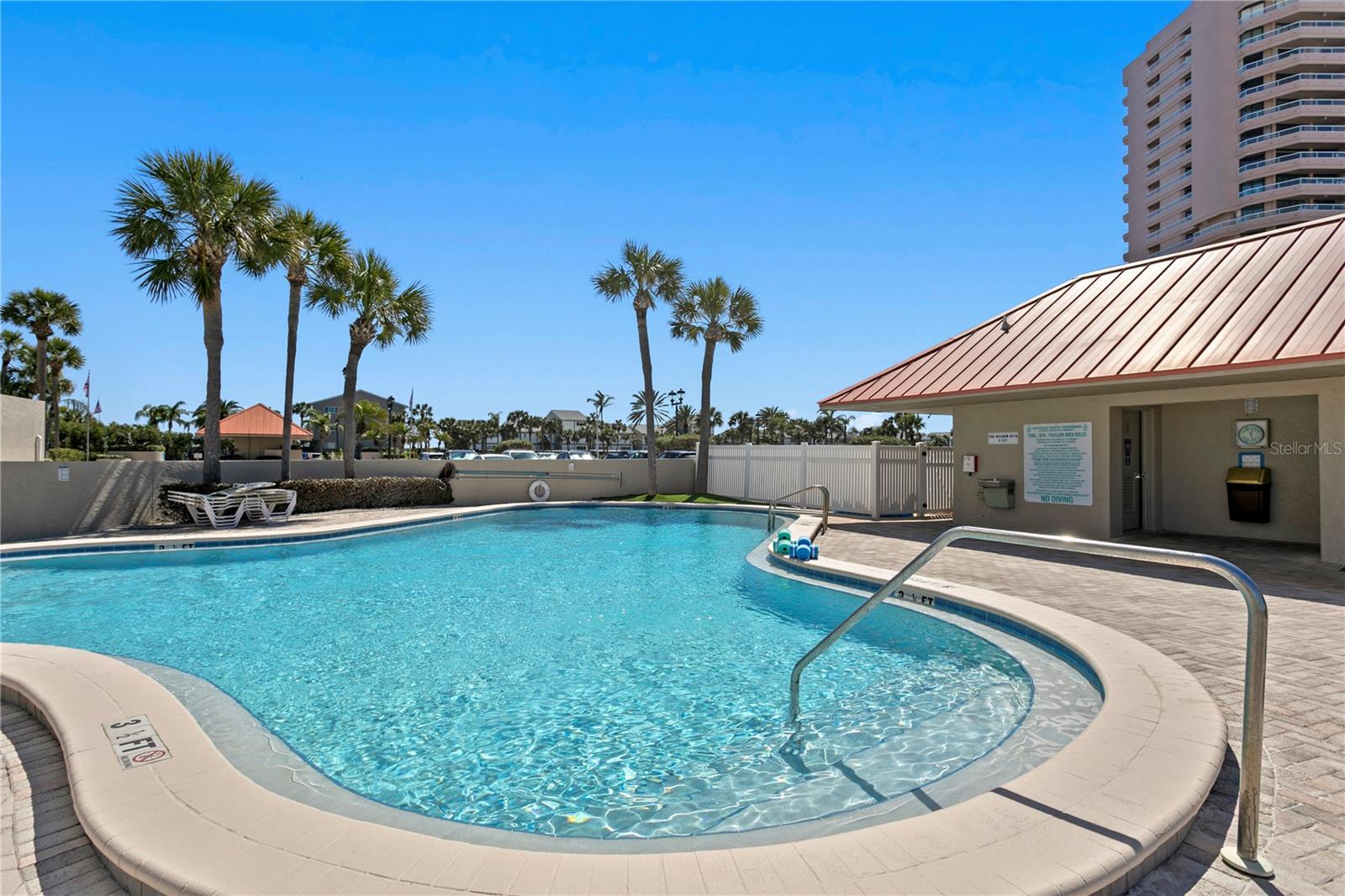 1290 Gulf Blvd #1002, Clearwater, FL 33767
