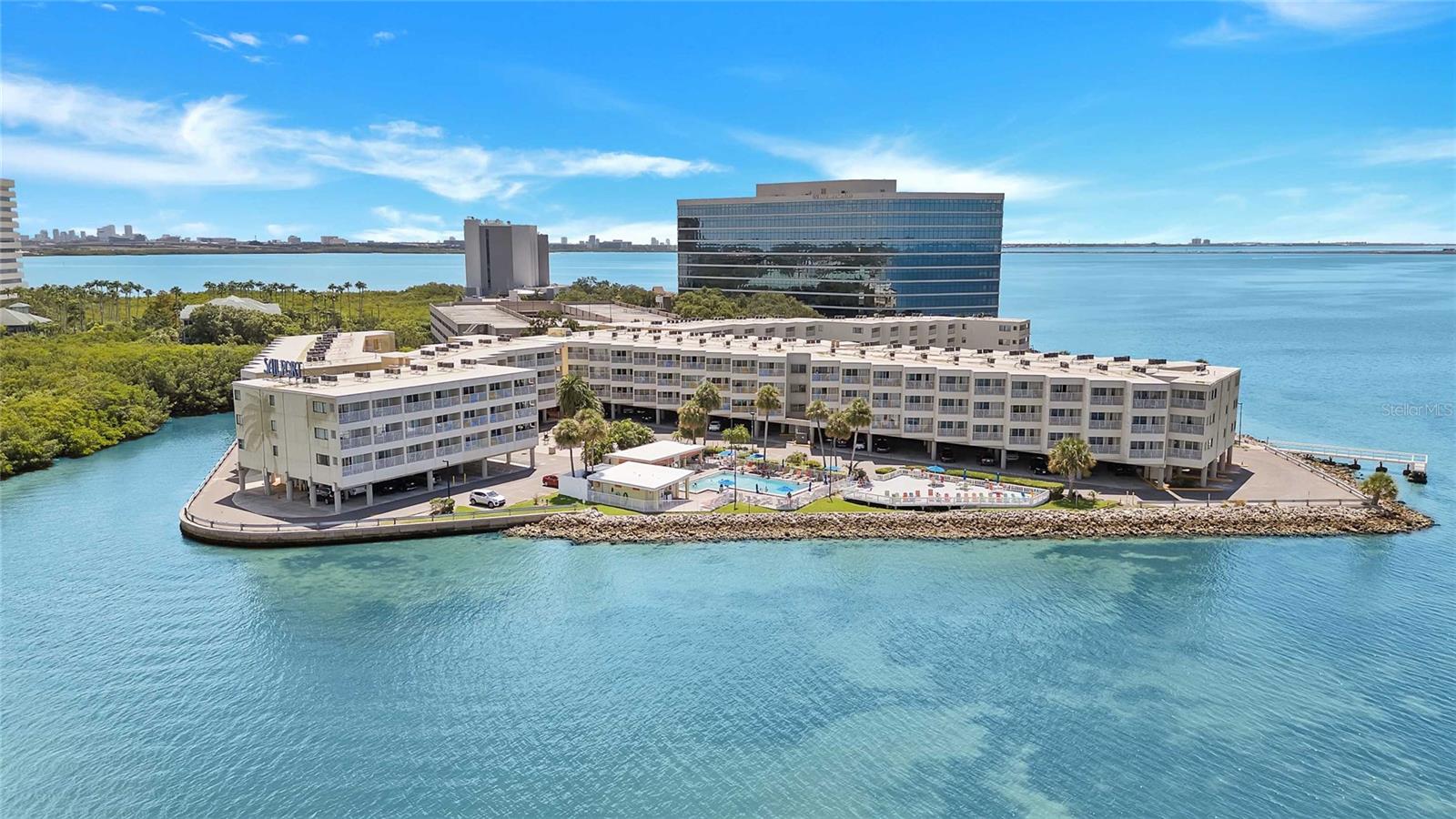 2506 N Rocky Point Dr #369, Tampa, FL 33607