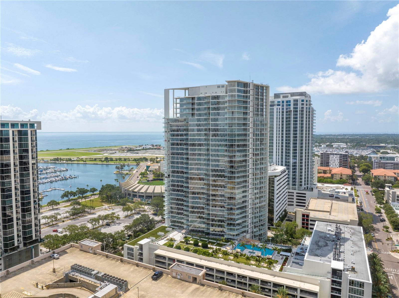 175 1st St S #1006, St Petersburg, FL 33701