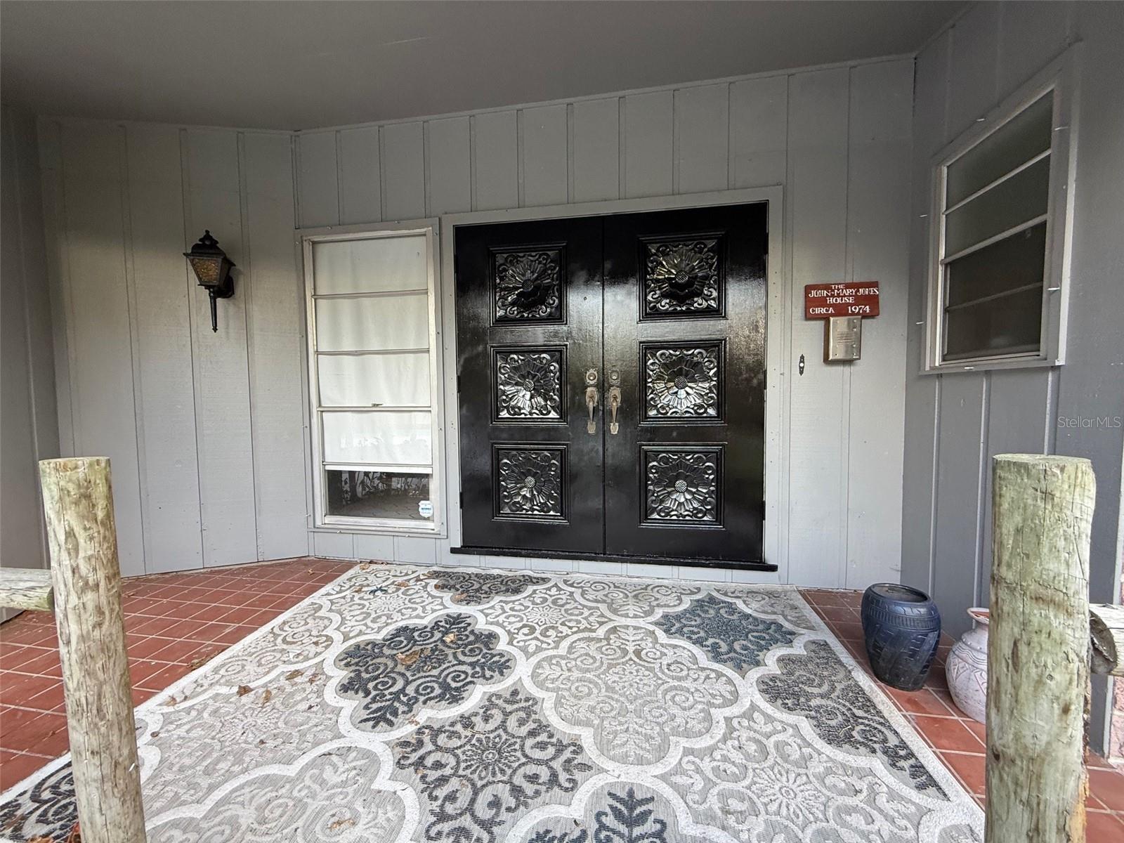 15300 Lake Iola Rd, Dade City, FL 33523