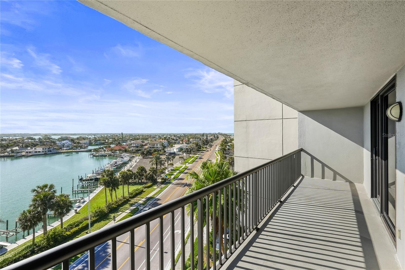 1660 Gulf Blvd #807, Clearwater, FL 33767