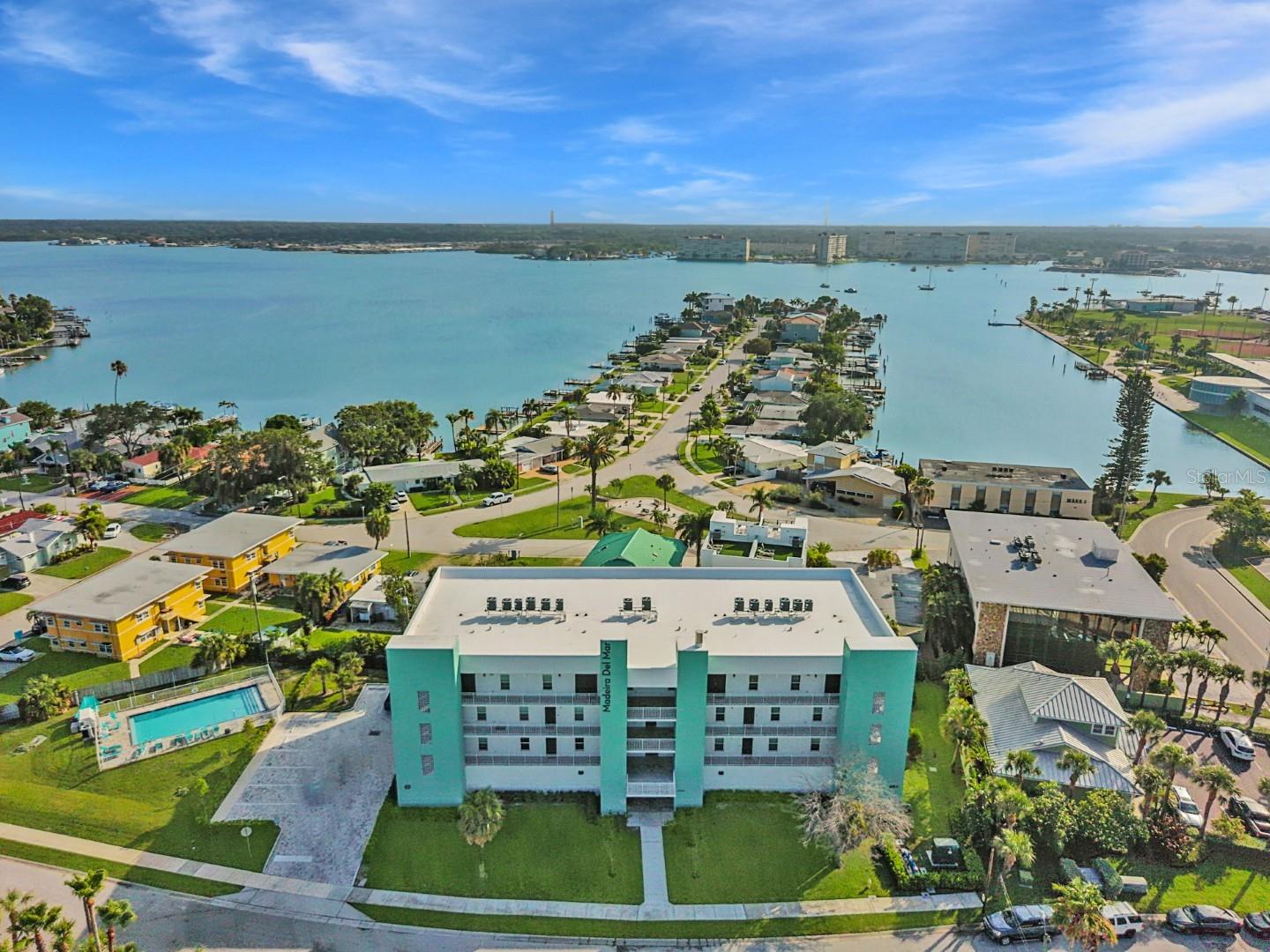 15305 1st St E #202, Madeira Beach, FL 33708