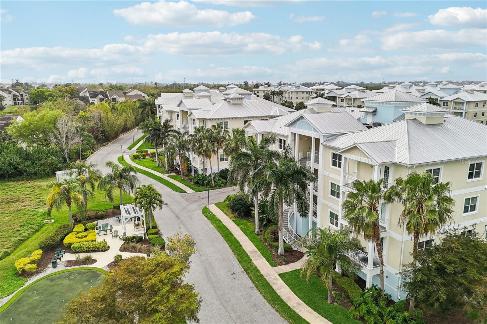 3420 77th St W #101, Bradenton, FL 34209