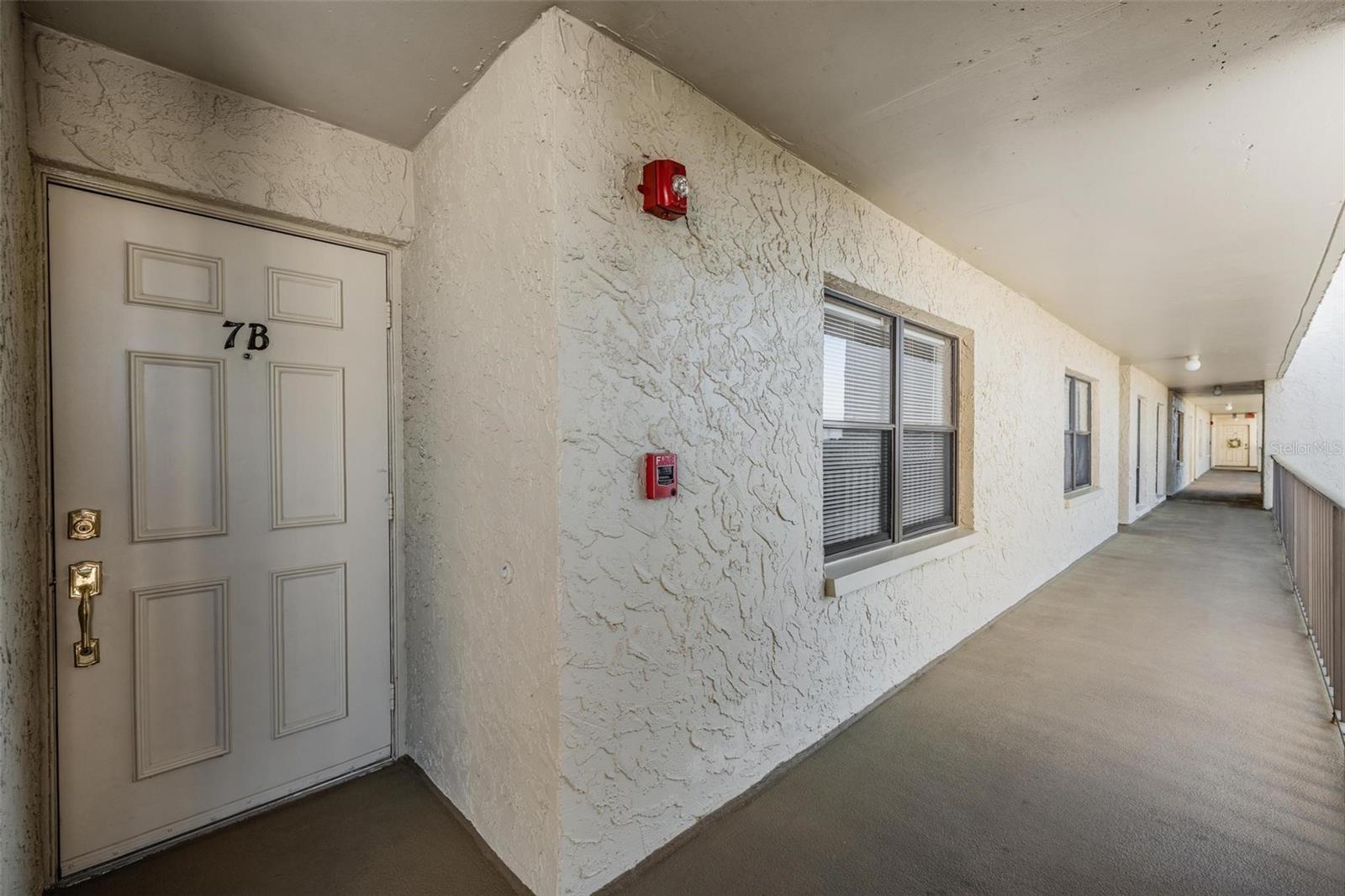 2900 Cove Cay Dr #7B, Clearwater, FL 33760