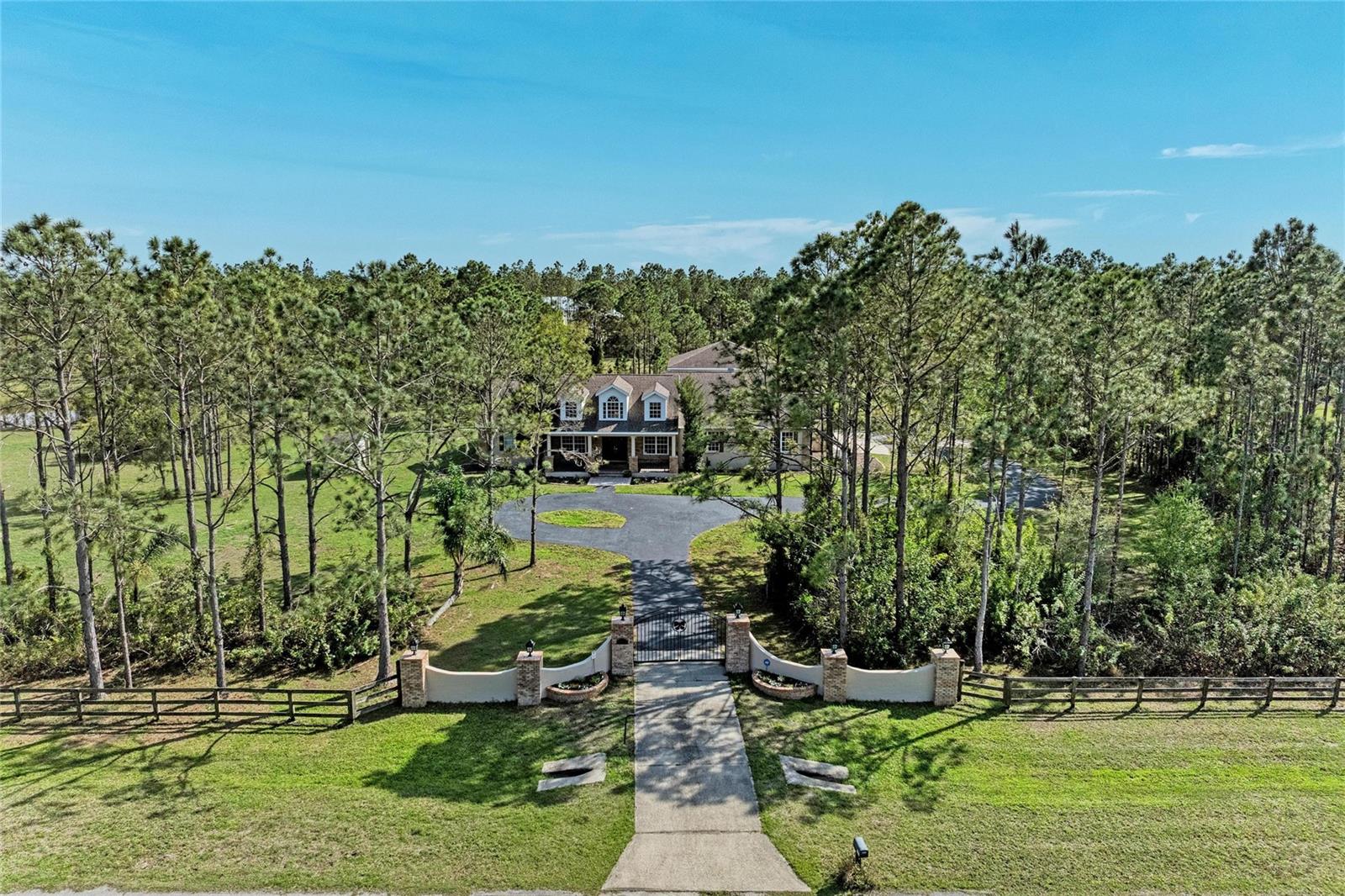 21616 67th Ave E, Bradenton, FL 34211