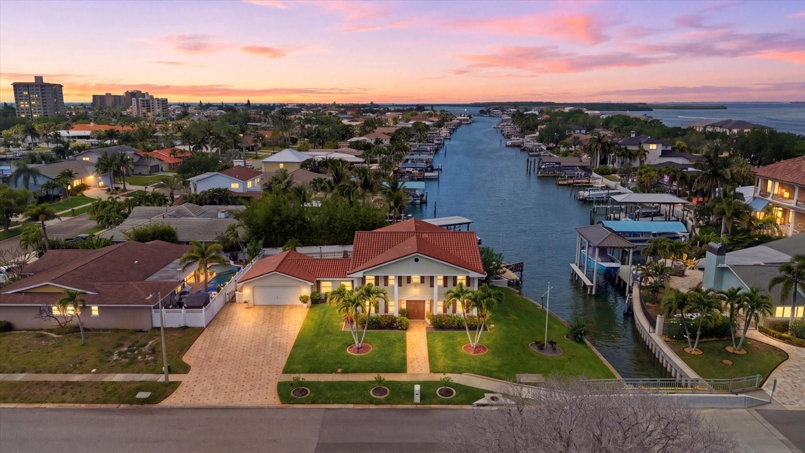 350 Harbor PASSAGE, Clearwater Beach, FL 33767