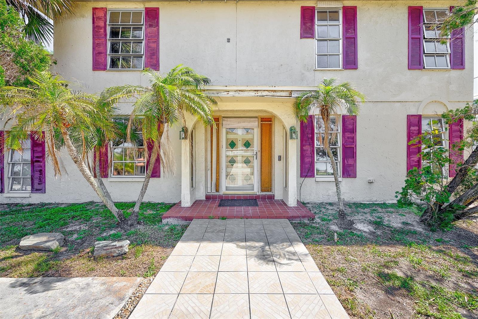 205 Gulf Blvd, Belleair Beach, FL 33786