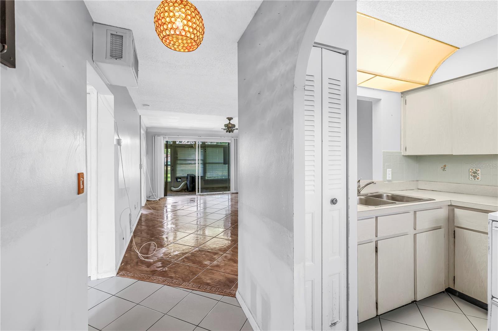 4774 Lake Blvd #9B, Clearwater, FL 33762
