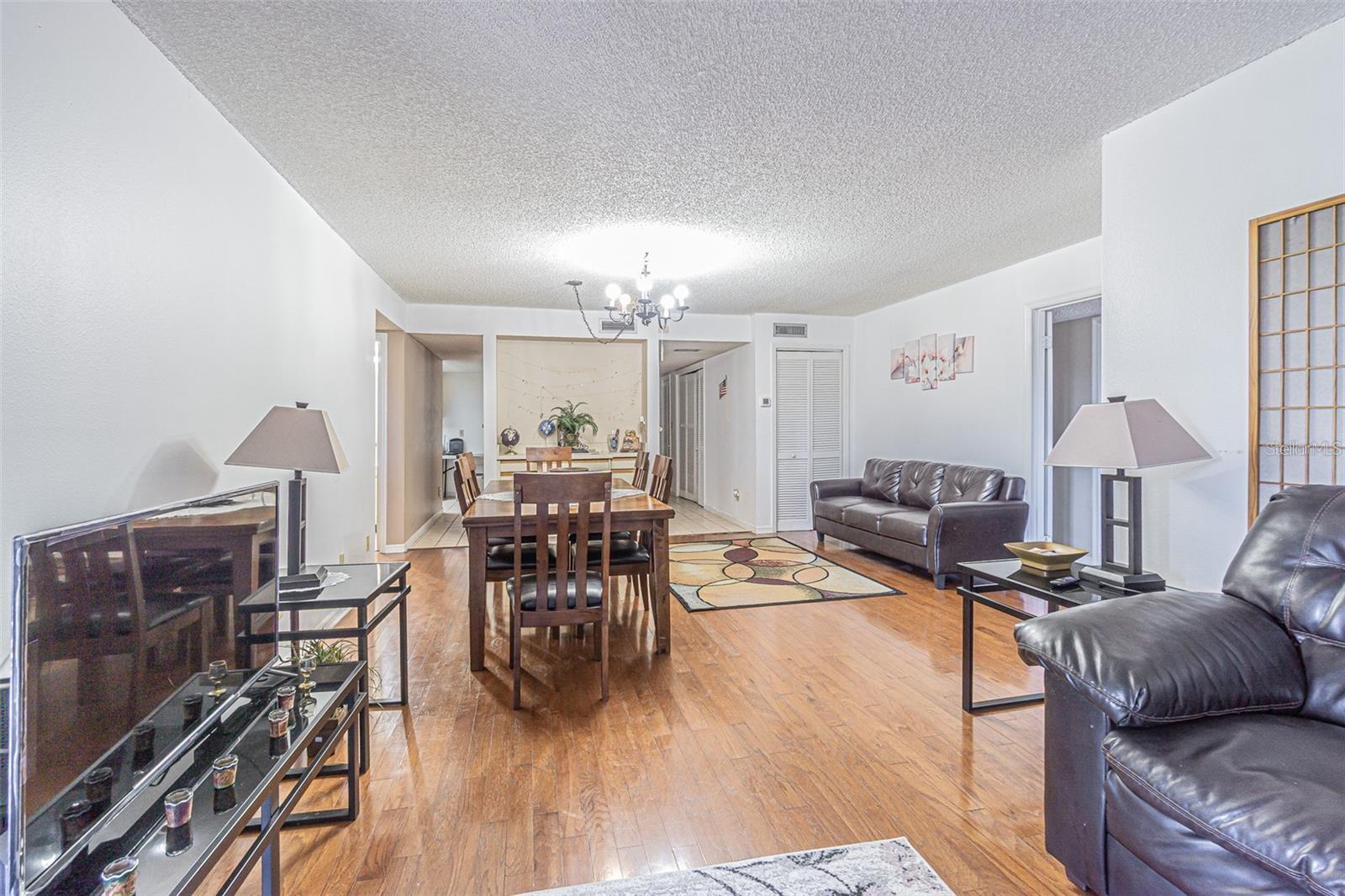 14820 Rue De Bayonne #301, Clearwater, FL 33762