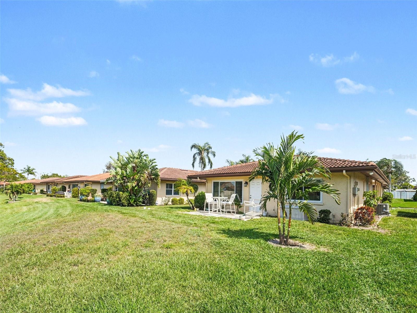6608 Auburn Ave, Bradenton, FL 34207