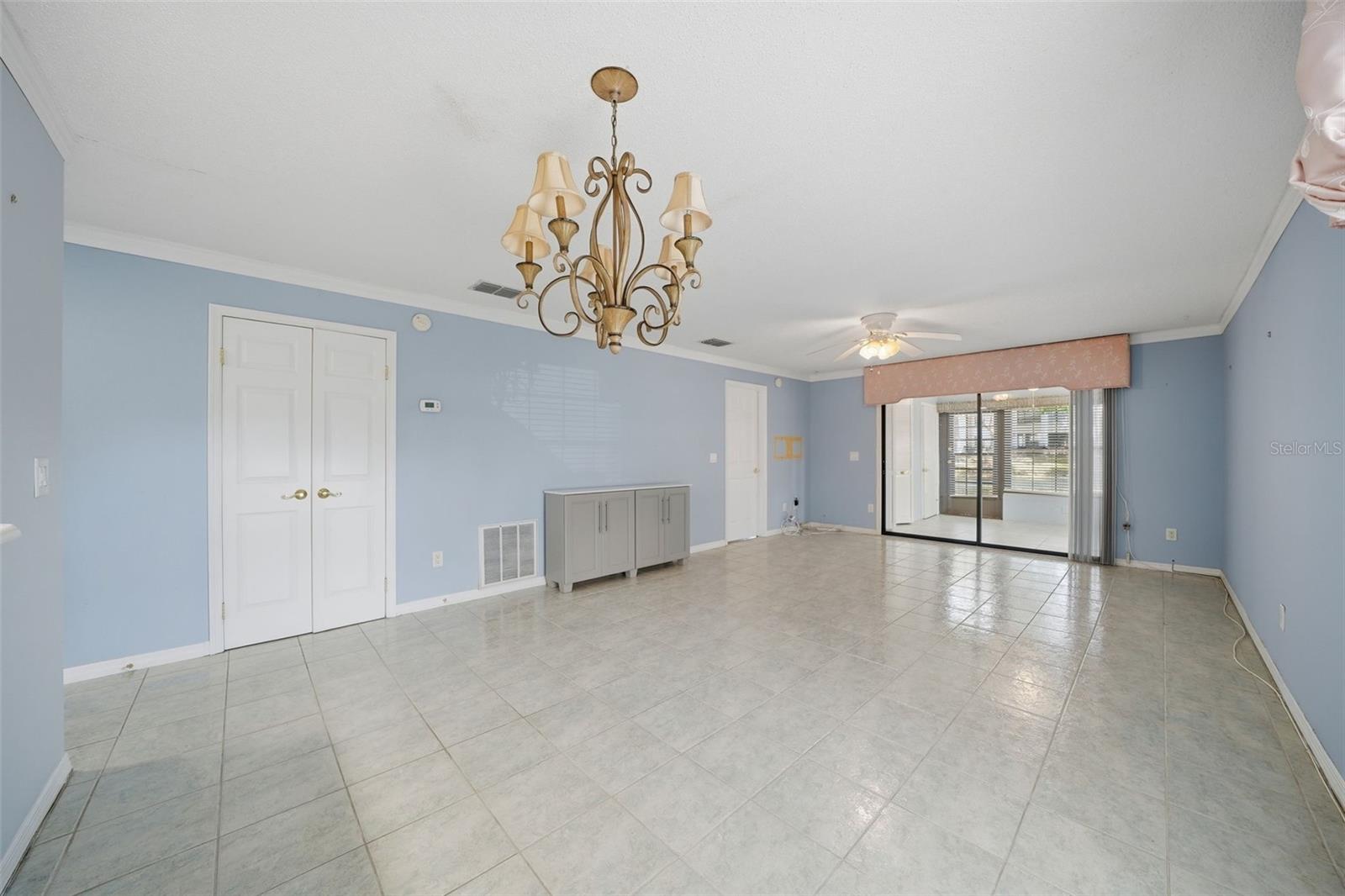 2130 Elm St #401, Dunedin, FL 34698