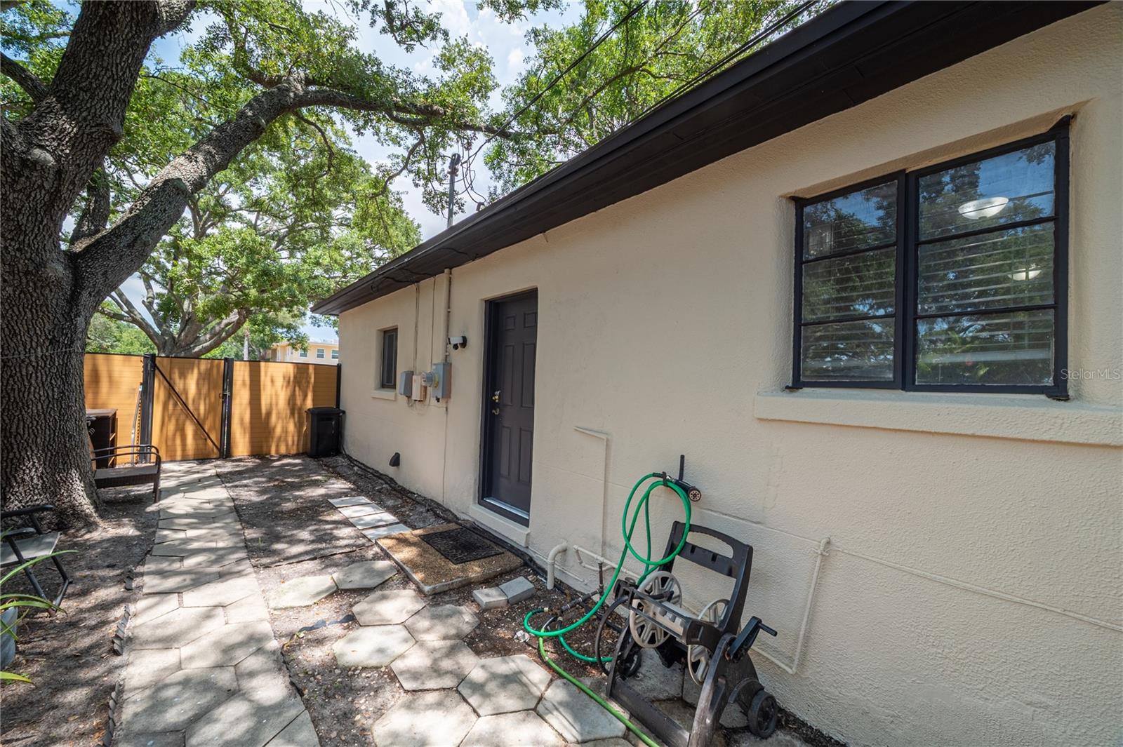 7410 5th Ave N, St Petersburg, FL 33710