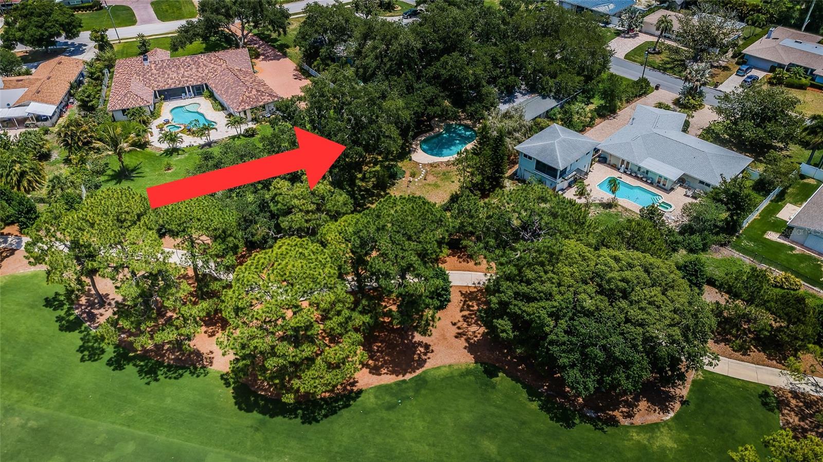 1704 Cypress Ave, Belleair, FL 33756