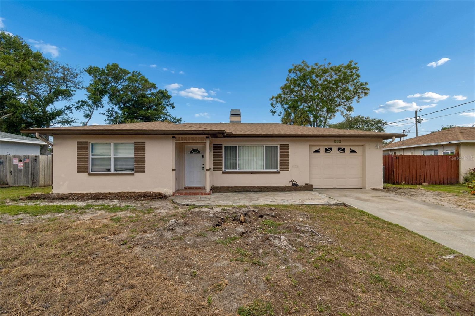 704 Brookside Dr, Clearwater, FL 33764