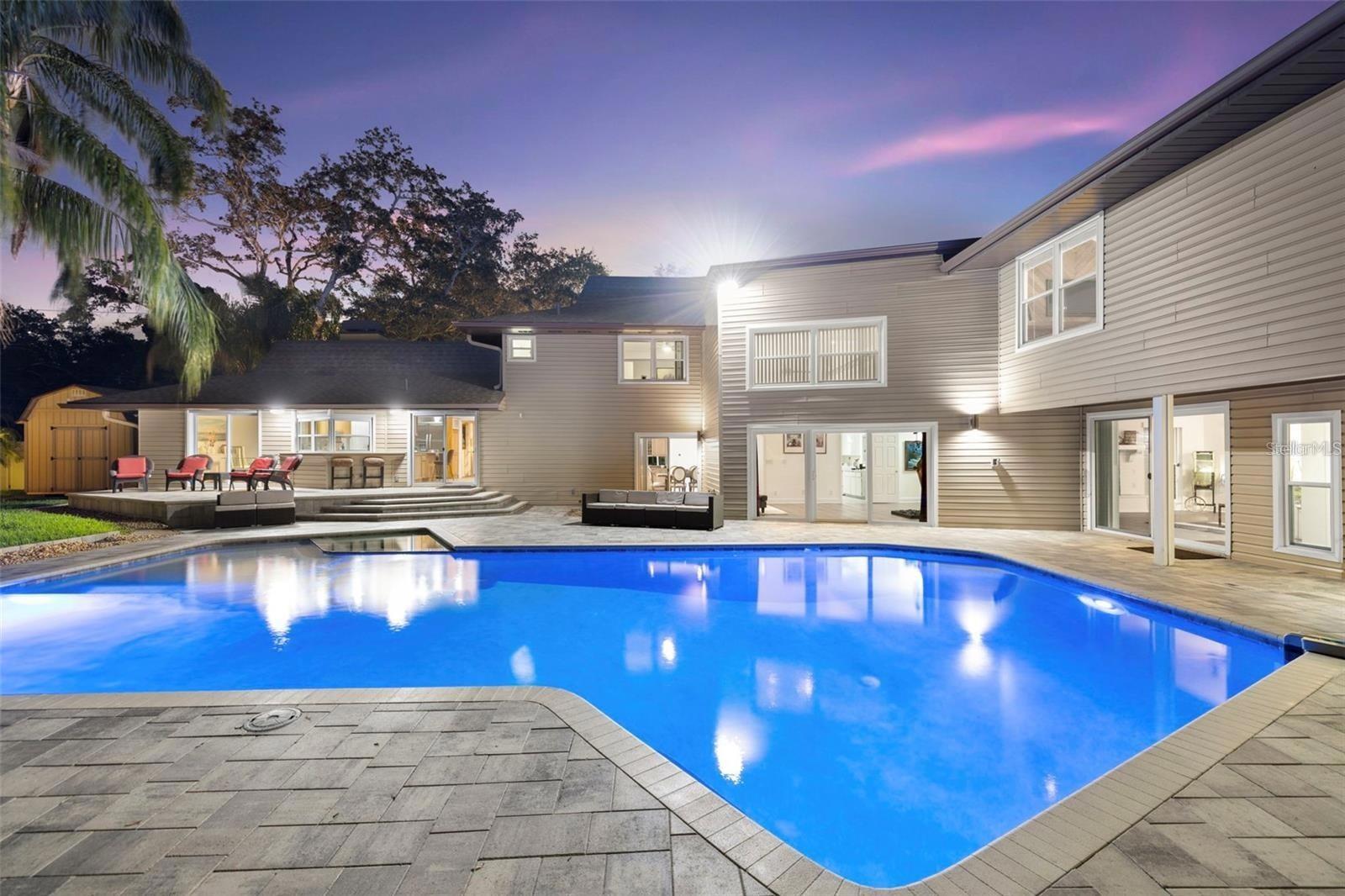 1584 Oak Ln, Clearwater, FL 33764