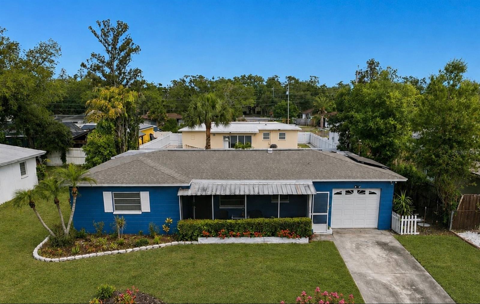 2027 E Valencia Way E, Clearwater, FL 33764