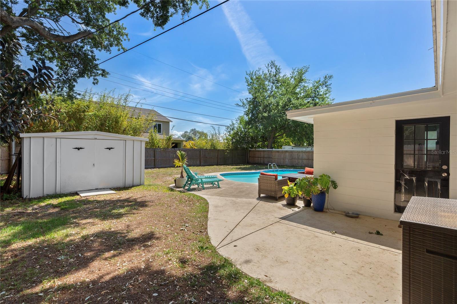 1715 Thomas Dr, Clearwater, FL 33759
