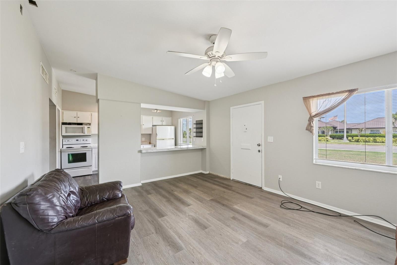 1010 N Pebble Beach Blvd, Sun City Center, FL 33573