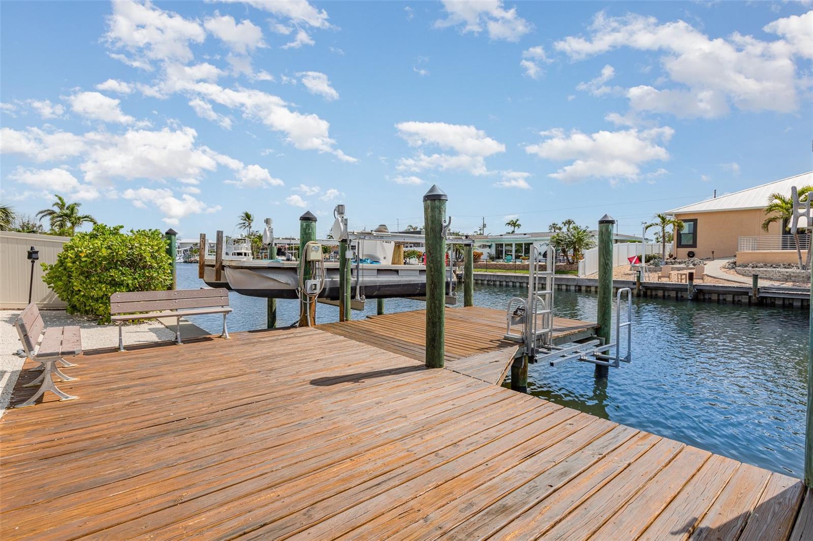 3811 101st St W, Bradenton, FL 34210