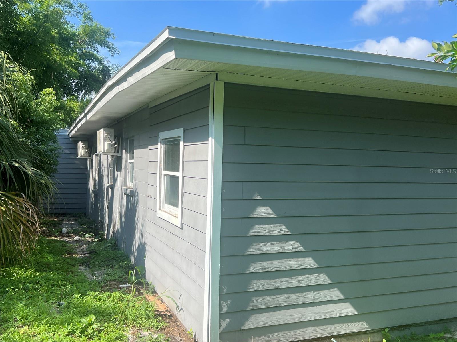 2002 E 33rd Ave, Tampa, FL 33610