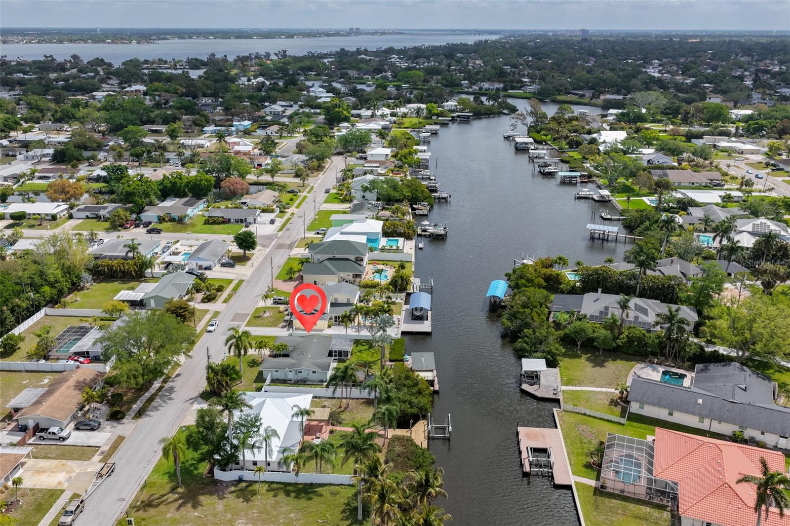 6907 9th Ave NW, Bradenton, FL 34209